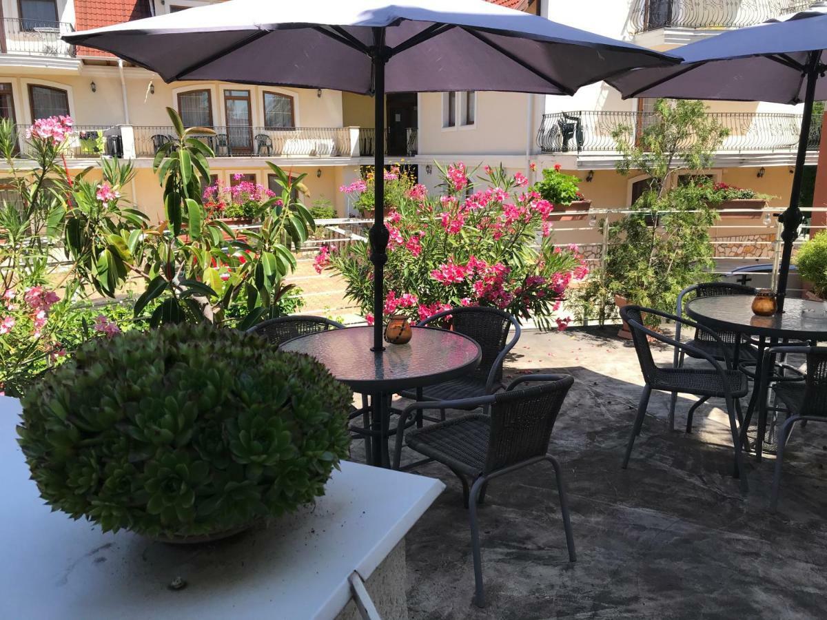 Feng Shui Wellness Apartmanhaz Хевиз Экстерьер фото